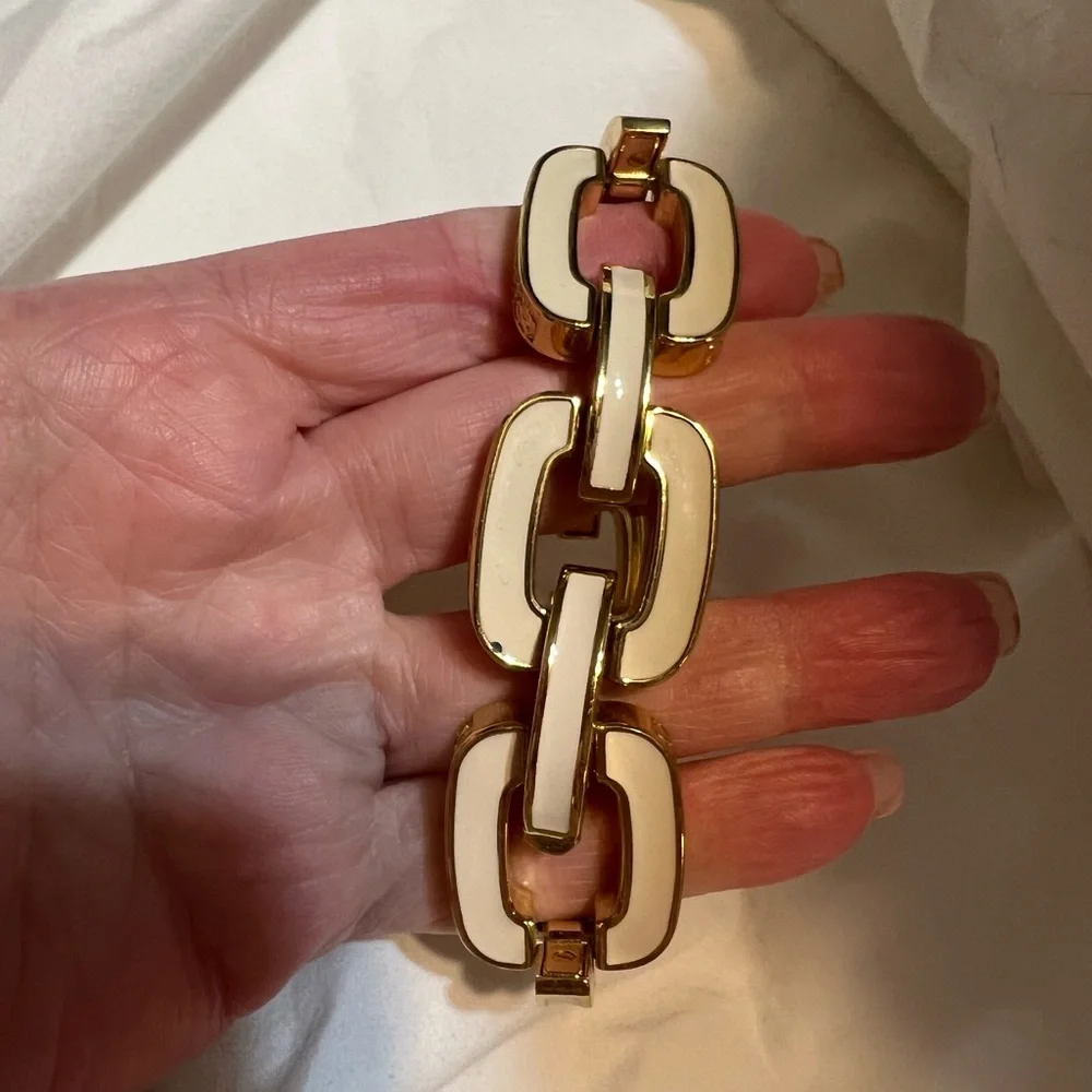 Coach Link Bracelet - Picture 2 of 6